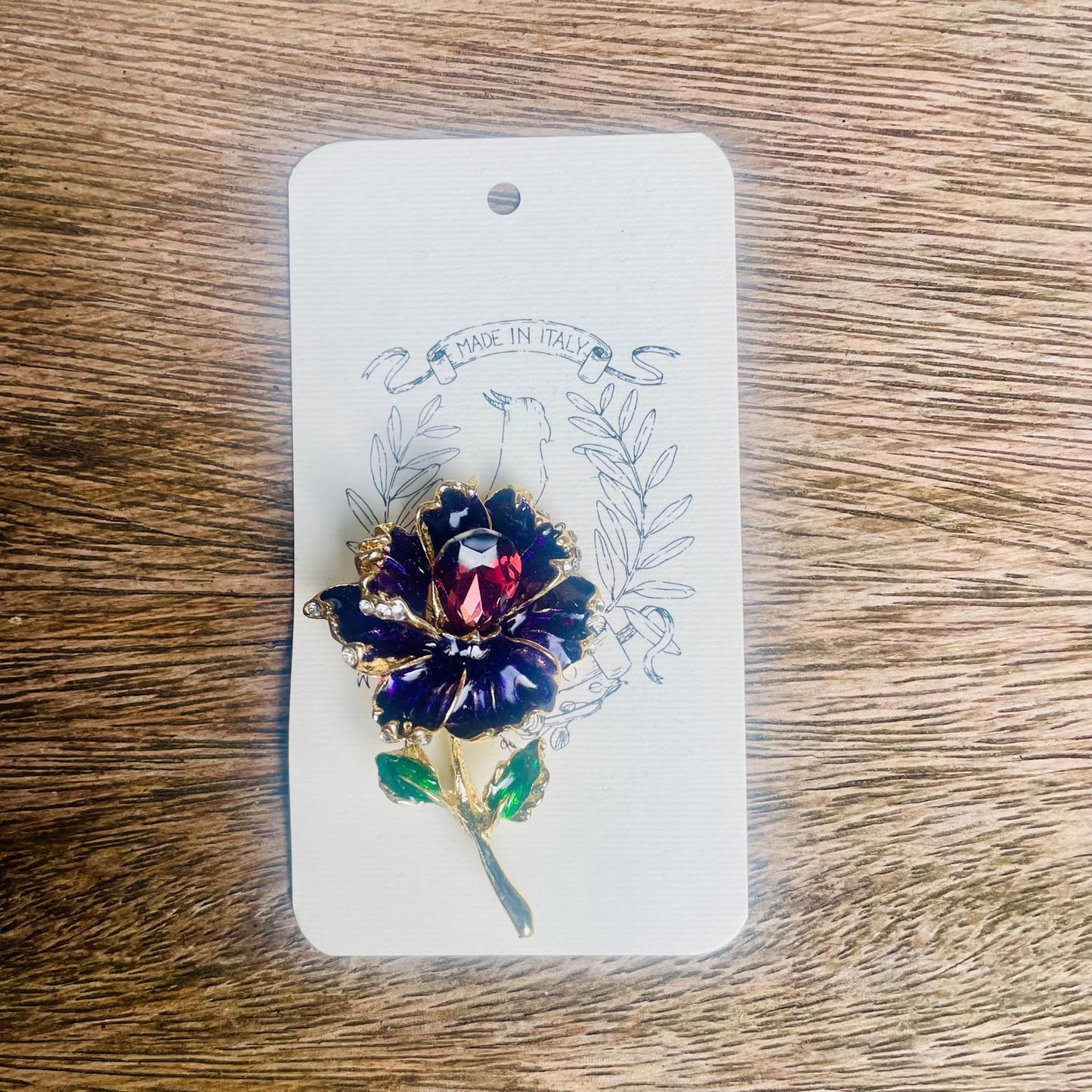 Spilla di Alta Moda con cristalli