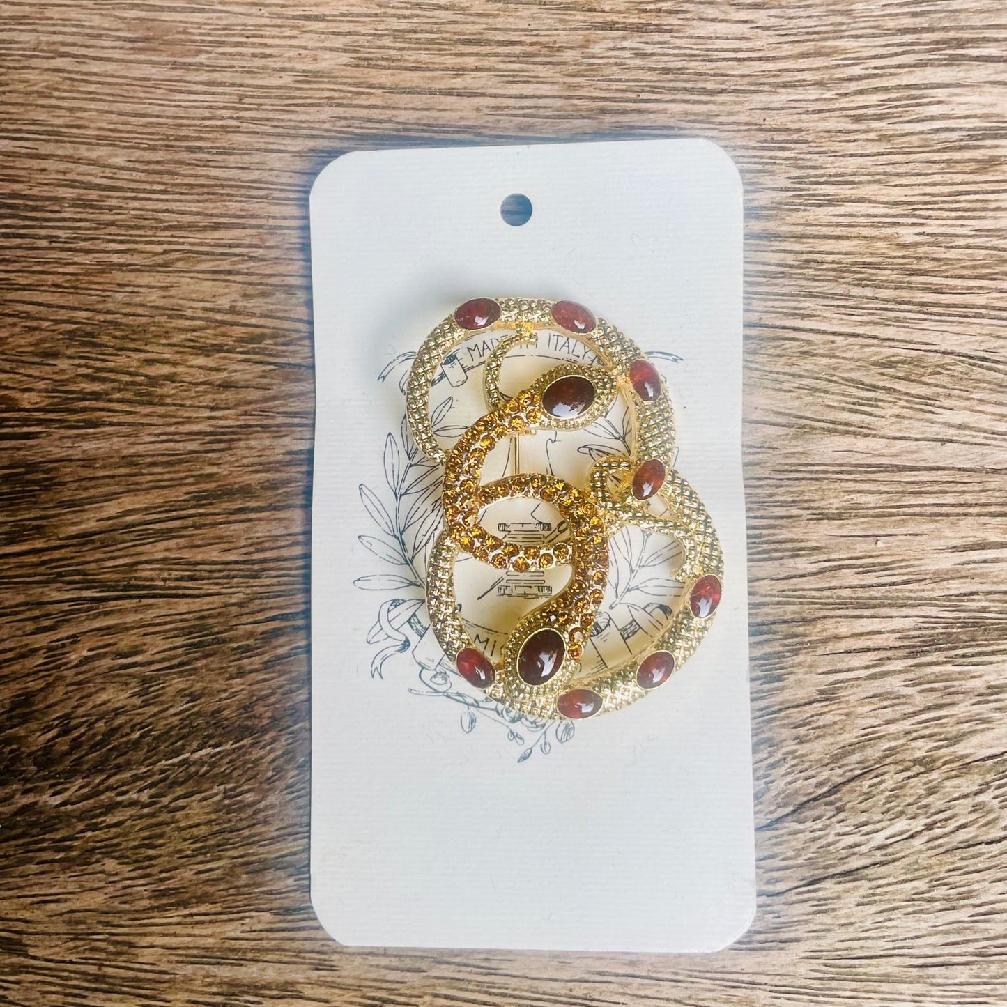 Spilla di Alta Moda con Cristalli